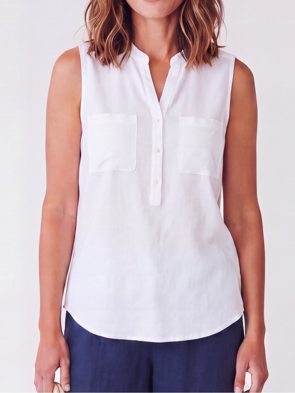 Hollister Co. White Sleeveless Button Henley Blouse Top Pockets Basic Resortwear